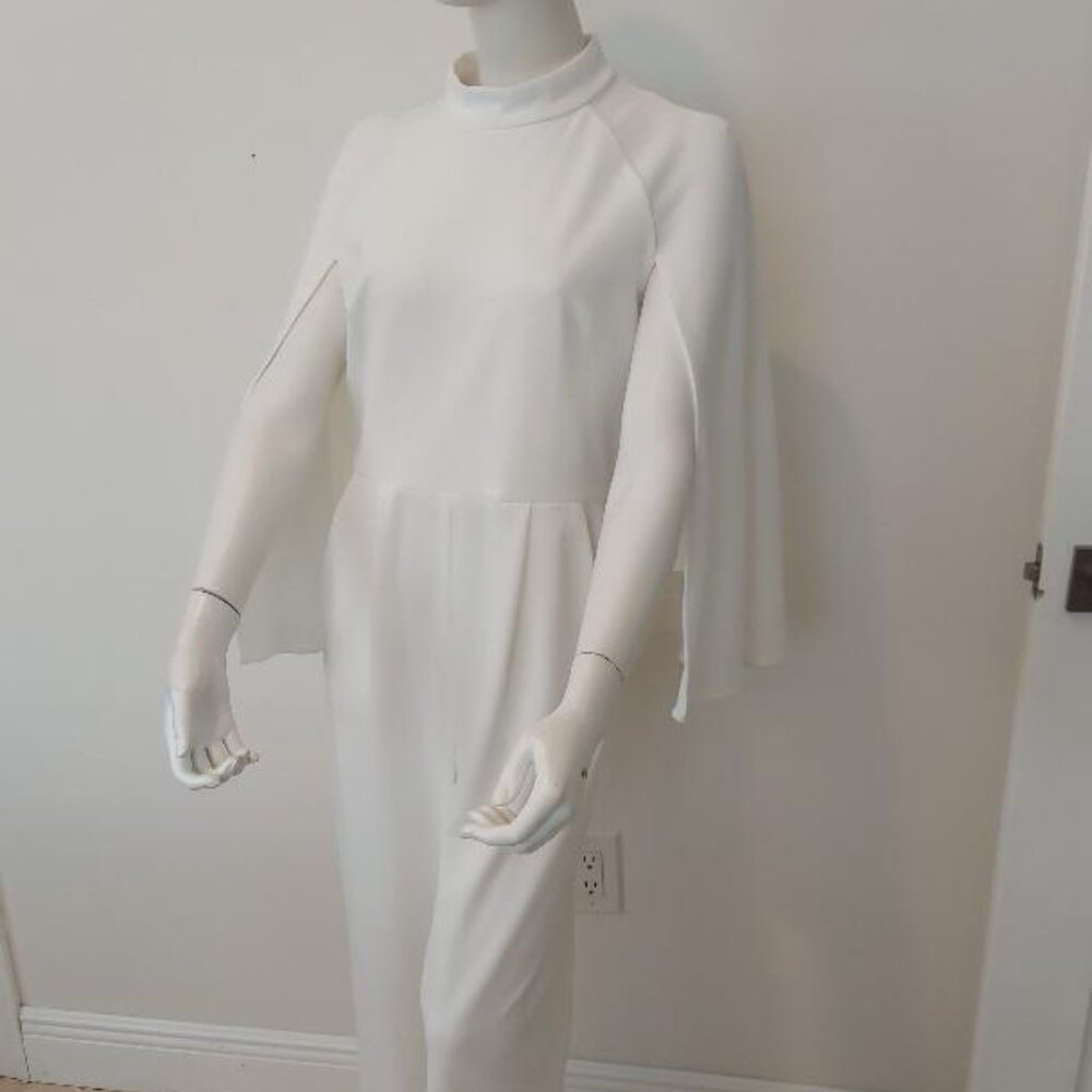 Calvin Klein Women’s Cape-Sleeve Jumpsuit - Size 8 (White / Off-White)